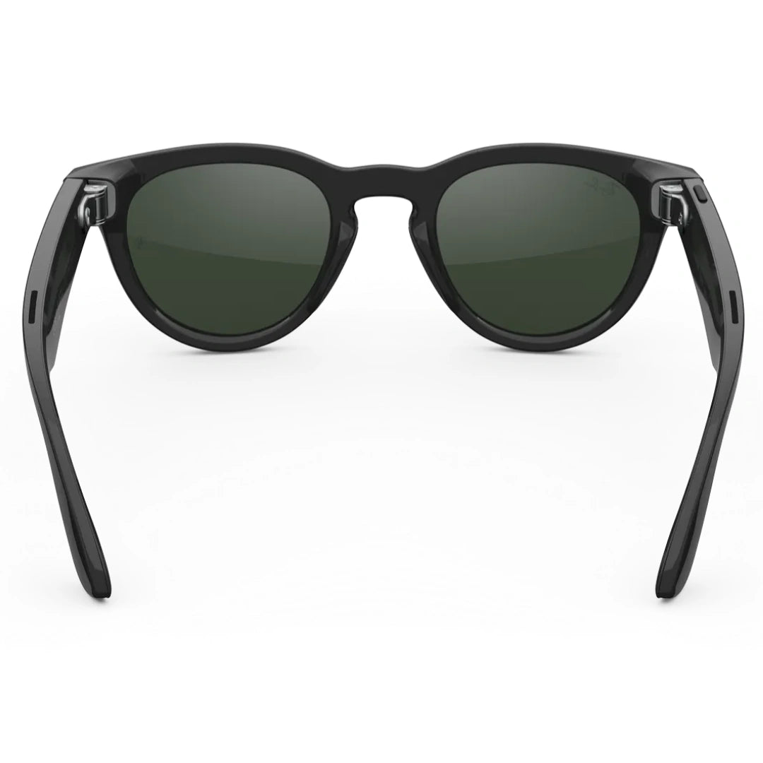 Vista interior de gafas inteligentes Ray-Ban Meta negras brillantes con lentes oscuras, mostrando altavoces y mecanismos de la patilla.