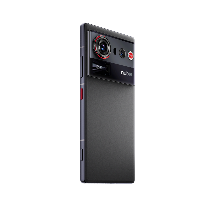 Vista trasera y perfil del smartphone Nubia negro con potente módulo de cámaras.