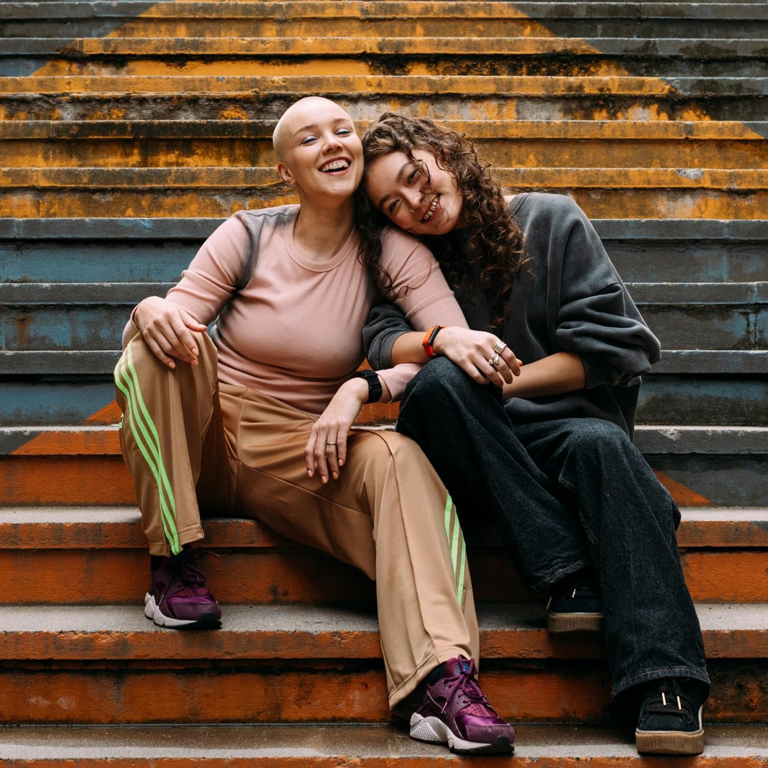 Loop – Smart Screen-Free Wearable Health & Fitness Band with 24/7 Heart Rate, Sleep & Activity Tracking, Automatic Training Detection, No Subscription, 8-Day Battery.