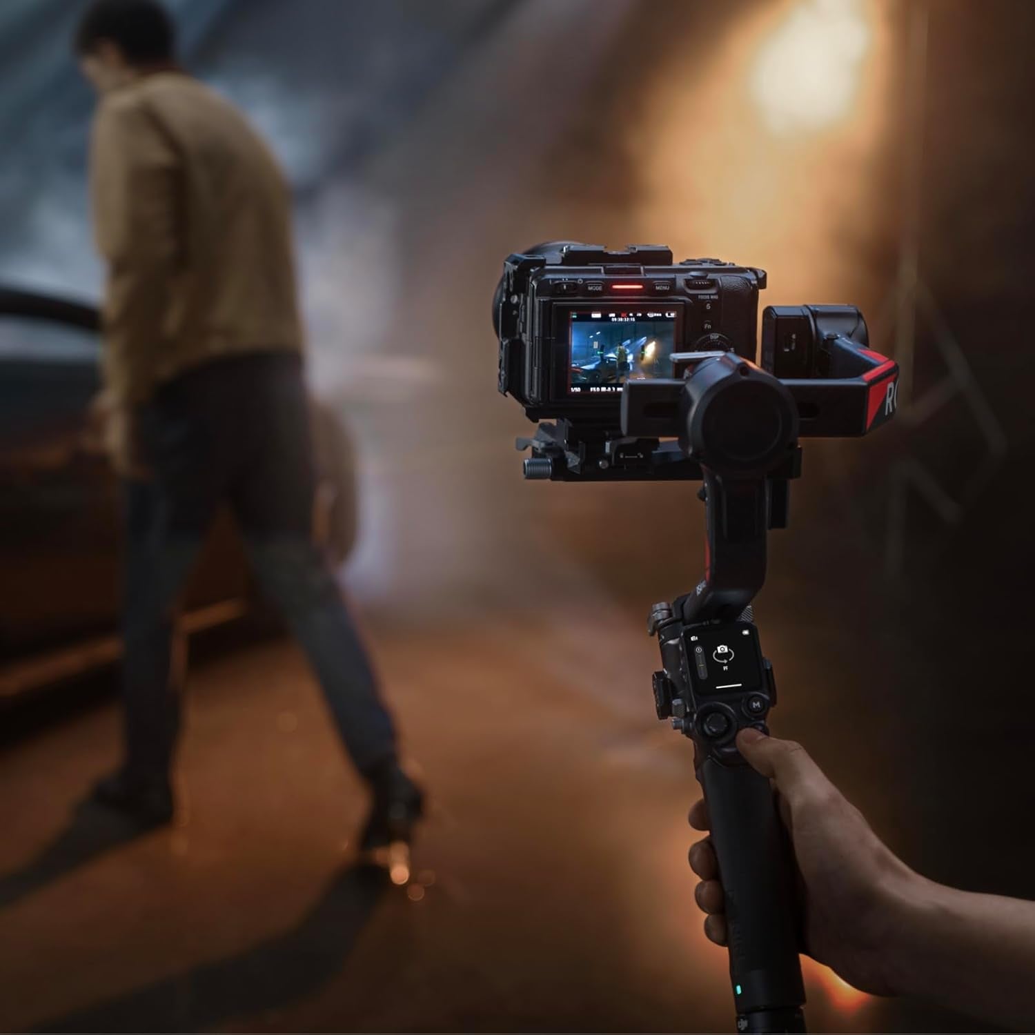 RS 4 Pro, 3-Axis Gimbal Stabilizer for Camera for DSLR & Cinema Camera Stabilizer Canon/Sony/Panasonic/Nikon/Fujifilm, 2Nd-Gen Native Vertical Shooting, 4.5Kg (10Lbs) Payload, Camera Gimbal