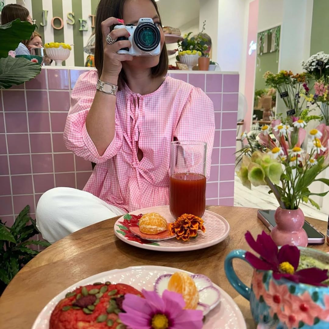 PIXPRO AZ405-WH 20MP Digital Camera 40X Optical Zoom 24Mm Wide Angle Lens Optical Image Stabilization 1080P Full HD Video 3" LCD Vlogging Camera (White), Full Frame